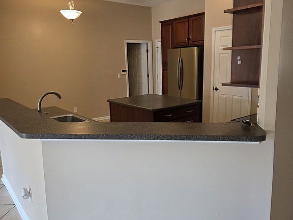 4th image of 5528 London Lake Dr