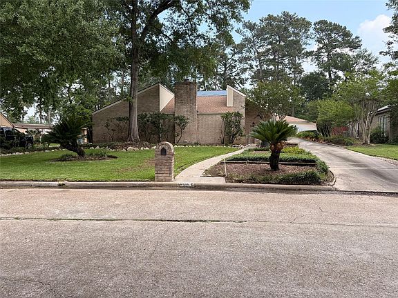 3rd image of 3723 Pineleaf Dr