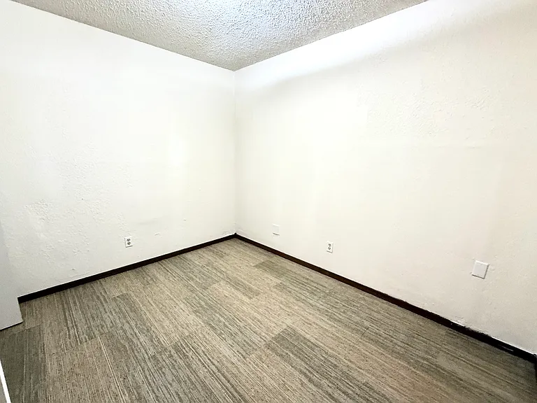 517 A St NW #2 — Photo 8