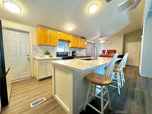 5th image of 2775 Duncan Rd