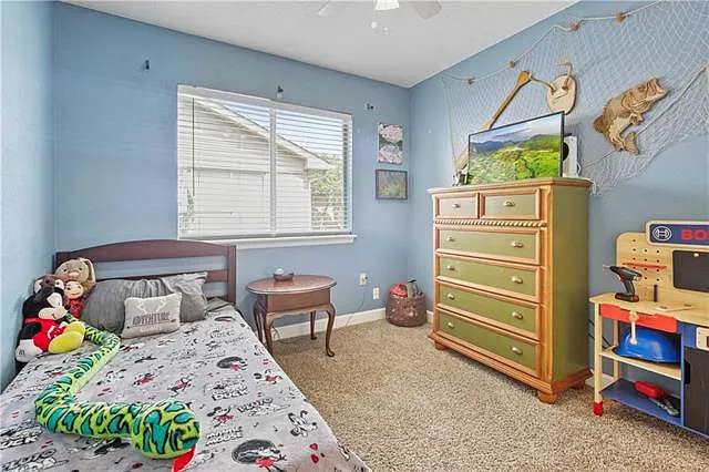 105 N Kings Ct — Photo 10