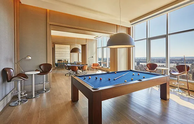 Rented by The Durst Organization | media 14