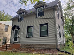 2156 S 95th St, West Allis, WI 53227