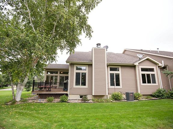 3rd image of 104 Emerald Meadows Cir