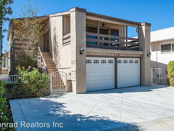 2nd image of 206 S Calle Seville APT B