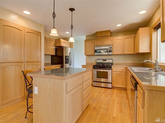 5th image of 10825 131st Ave NE