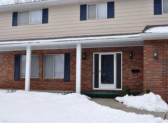 2nd image of 3327 Brisbane Dr