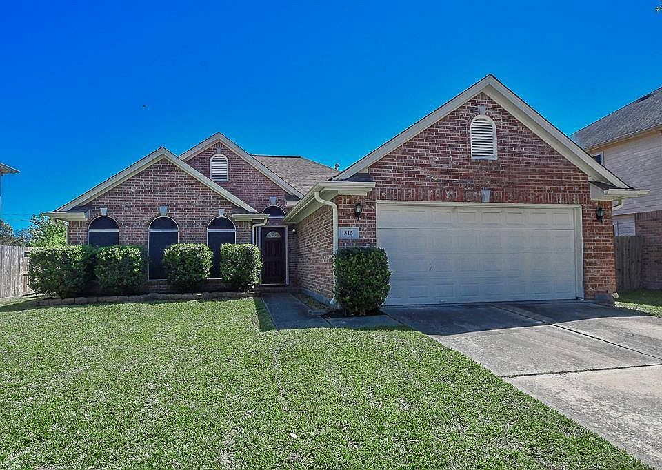 1st image of 815 Turtle Creek Dr