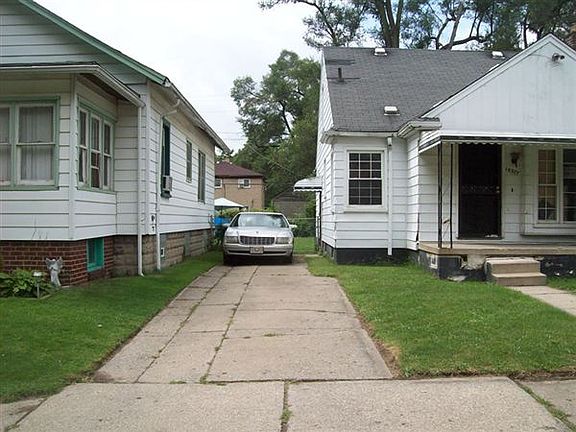 15377 STRATHMOOR (2)