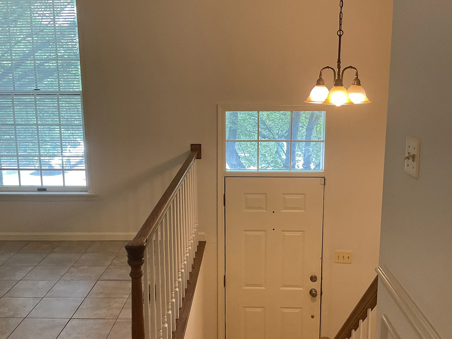 28 Tenby Ct — Photo 3