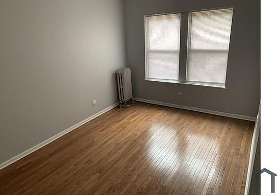 4th image of 7828 S Cornell Ave #1