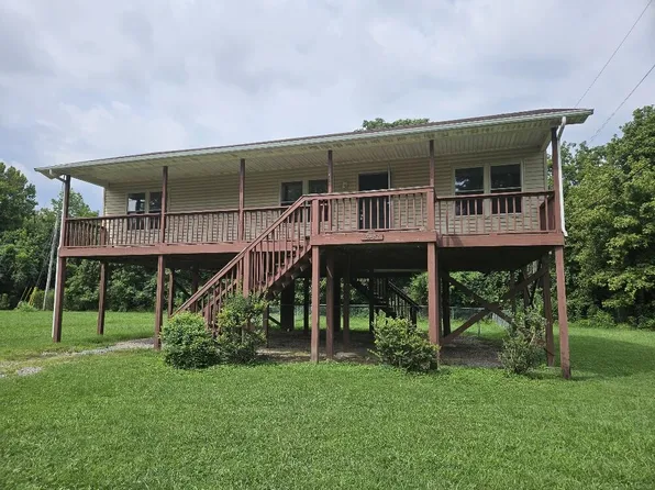 5432 Palm Valley Rd, Roanoke, VA 24019