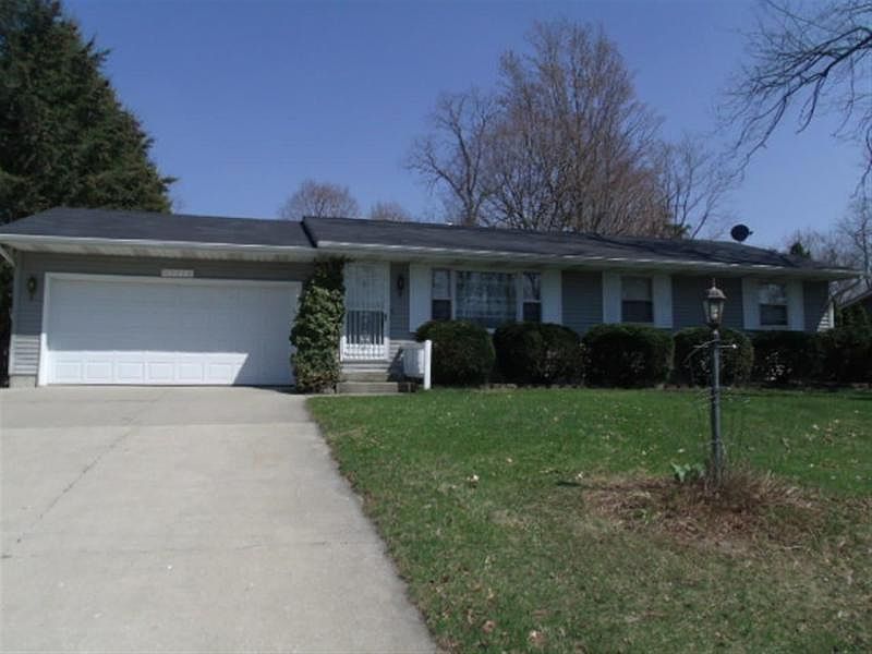 1st image of 57212 Clydesdale Dr