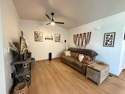 Floor plan 2 Bedroom Townhome