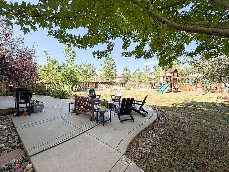 2127 Mountain Iris Dr — Photo 21