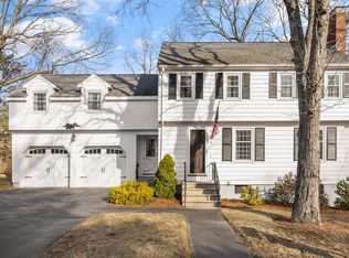 17 Independence Dr, Woburn, MA 01801