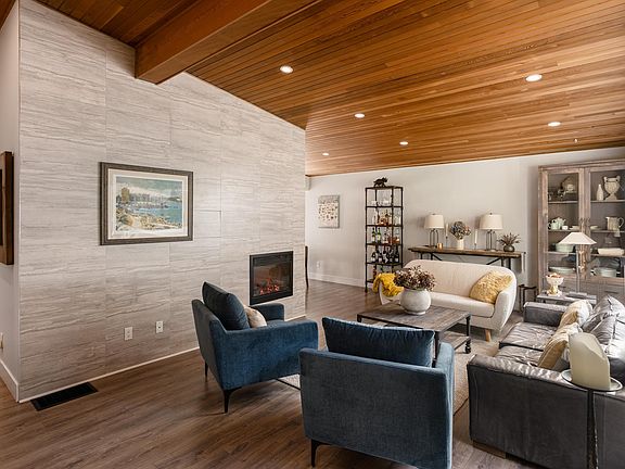 3rd image of 3642 Sykes Rd