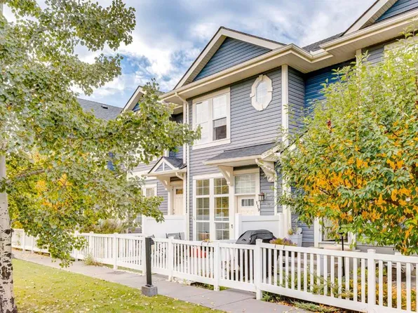 119 Auburn Bay Cmn SE, Calgary, AB T3M 0M5