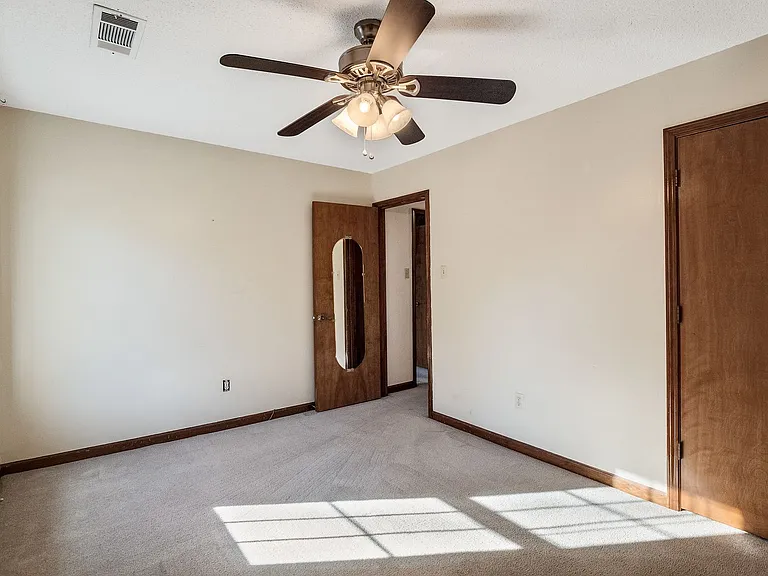 509 Shelton Rd — Photo 13