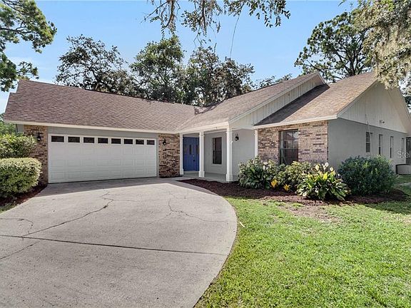 2nd image of 1421 Fairway Oaks Dr