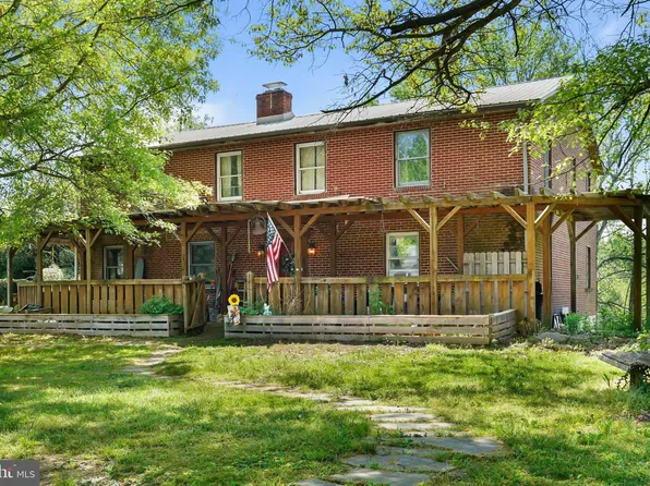 35 Irwin Ave, Elkton, MD 21921