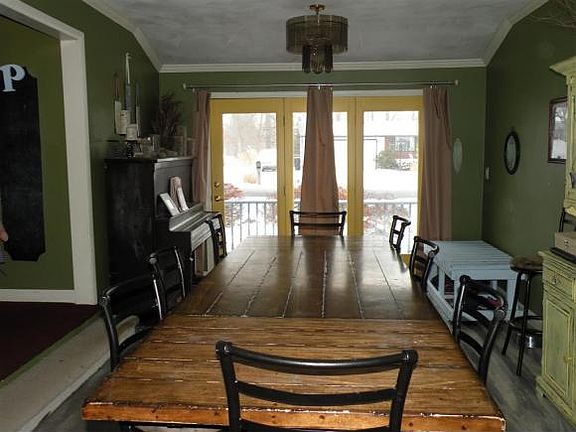 5th image of 3 Maplewood Dr