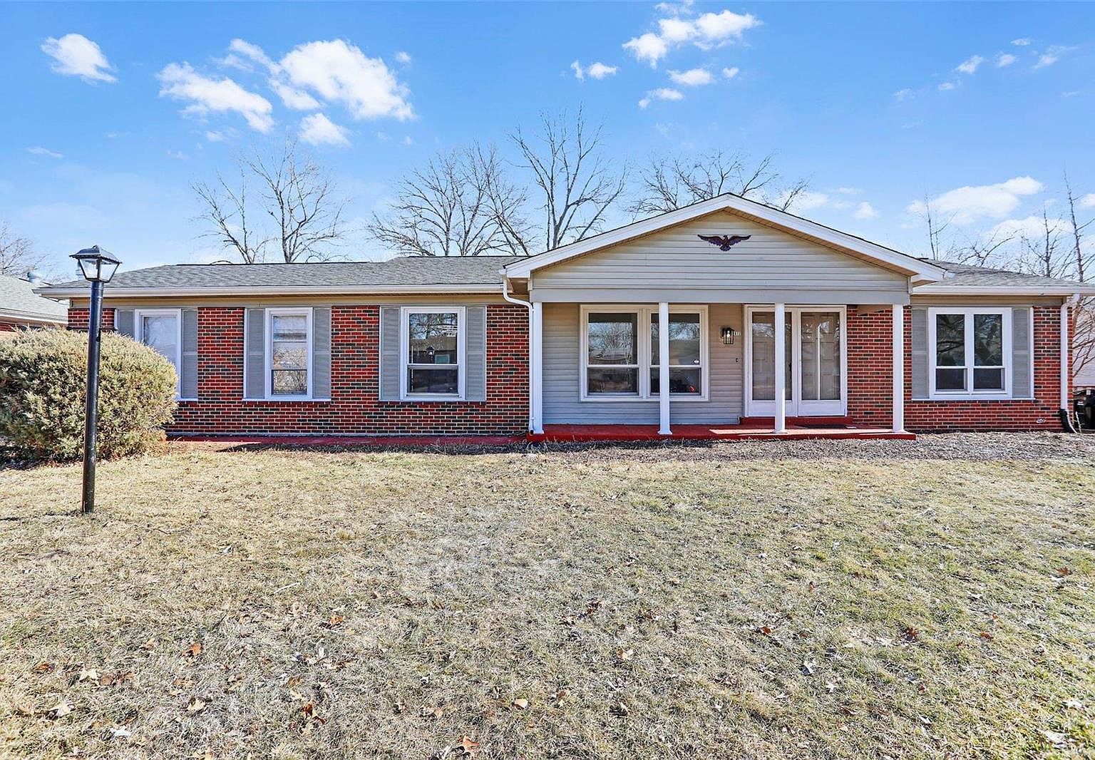 house リスト ③ 2872 Wintergreen Dr, Florissant, MO 63033 | Zillow
