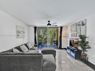 The Yacht Club At Aventur, Aventura, FL 33180