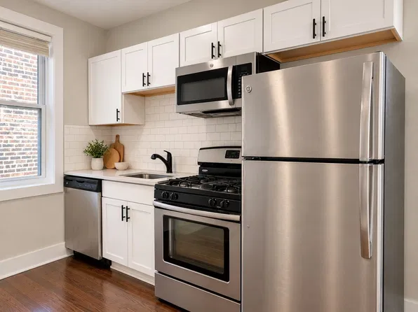 Clark/North Shore, 6657 N Clark St #1633-2B, Chicago, IL 60626