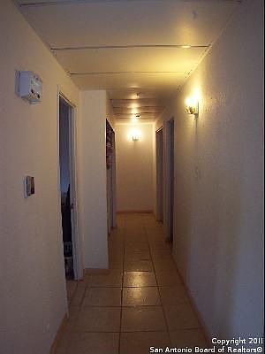 4th image of 1430 Edris Dr