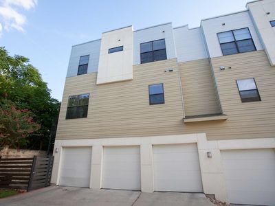 707 Cardinal Ln APT C4, Austin, TX, 78704