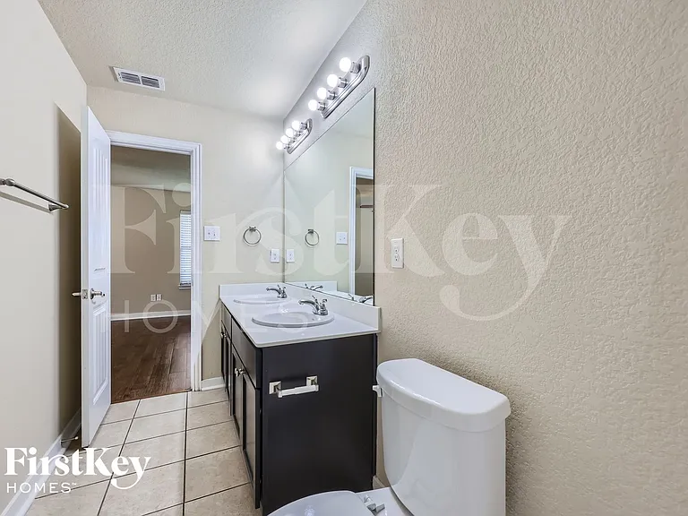 3613 Cayman Dr — Photo 17