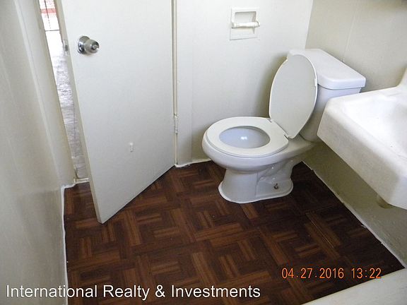 5th image of 208 1/2 N Bonnie Brae St
