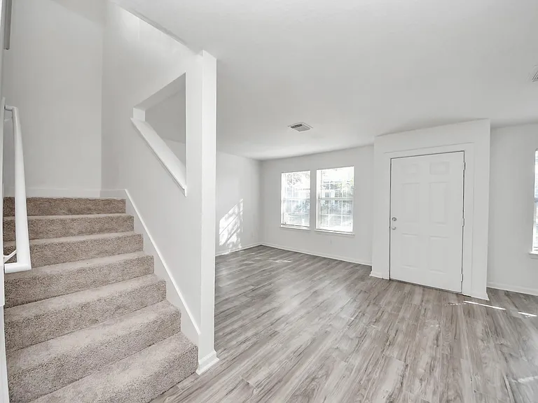 20623 Patriot Park Ln — Photo 9
