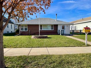 332 N Spring Ave, Springfield, MN 56087