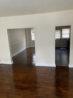 2417 W Cold Spring Ln — Photo 3