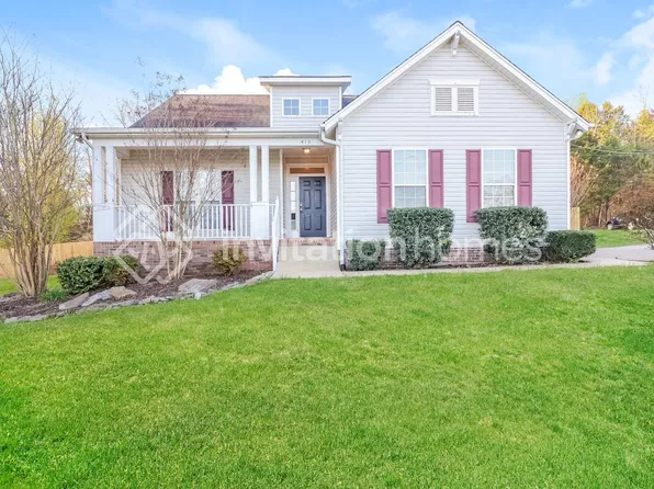 415 Grovewood Dr, Murfreesboro, TN 37129
