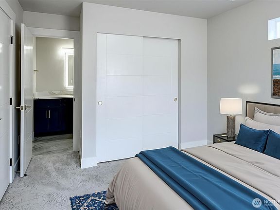 4th image of 1520 243rd Place SW #B