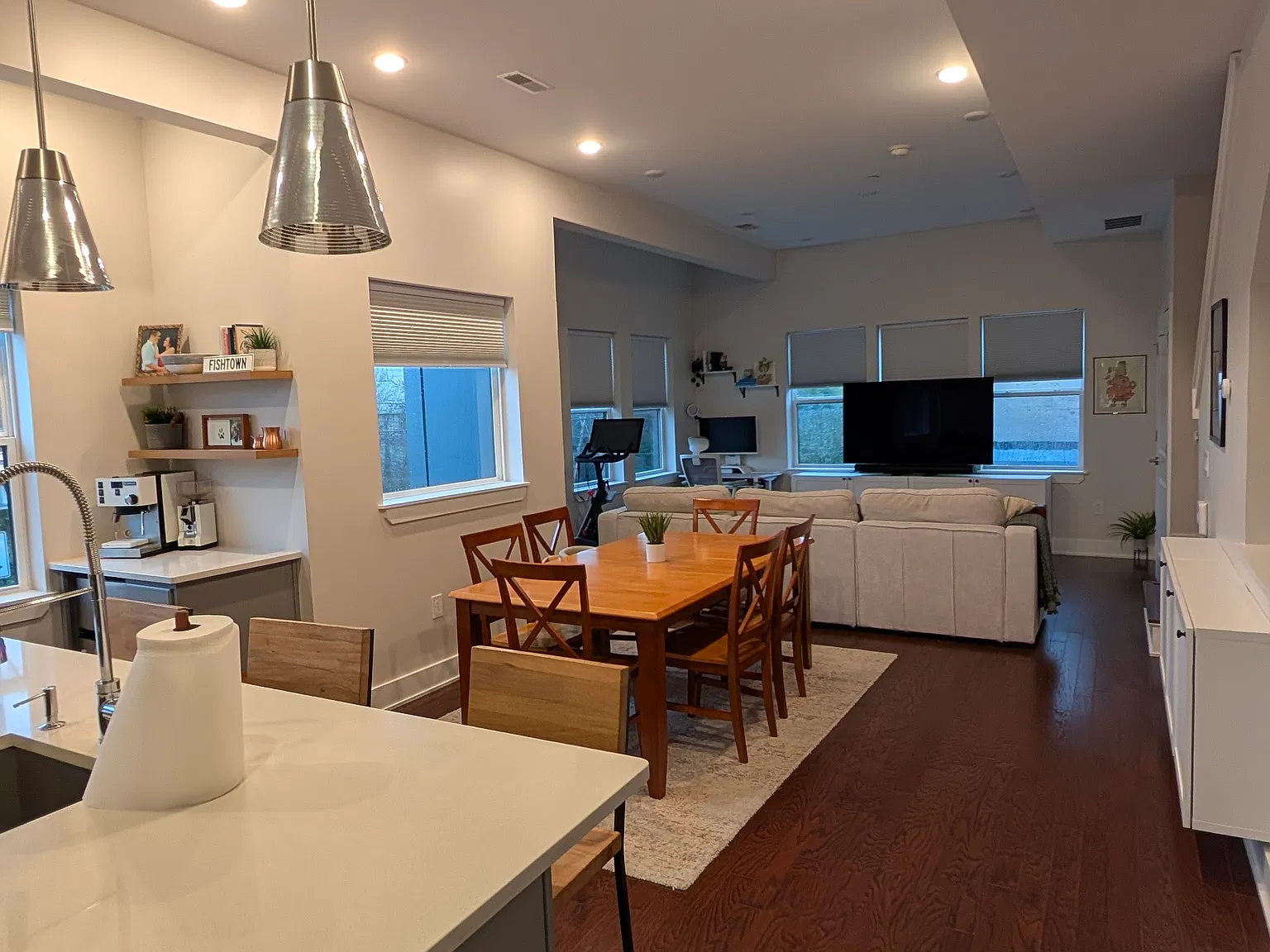 2 bed, 1448 sqft, $2,900 — Photo 4