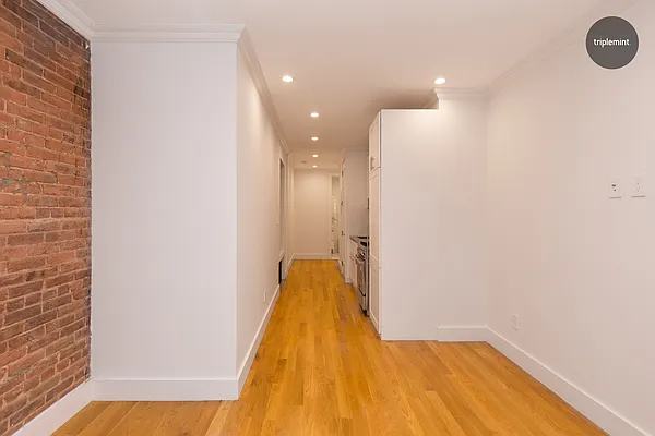 Rented by Nooklyn NYC LLC | media 20