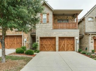 393 Hamilton St, Lewisville, TX 75067