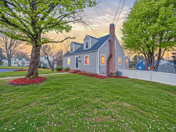 21 Birch St, Westwood, MA 02090