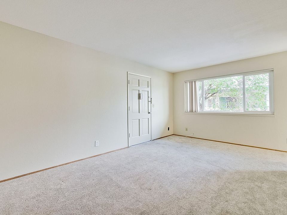 1st image of 3681 Bridgeport Ct Unit 1-4
