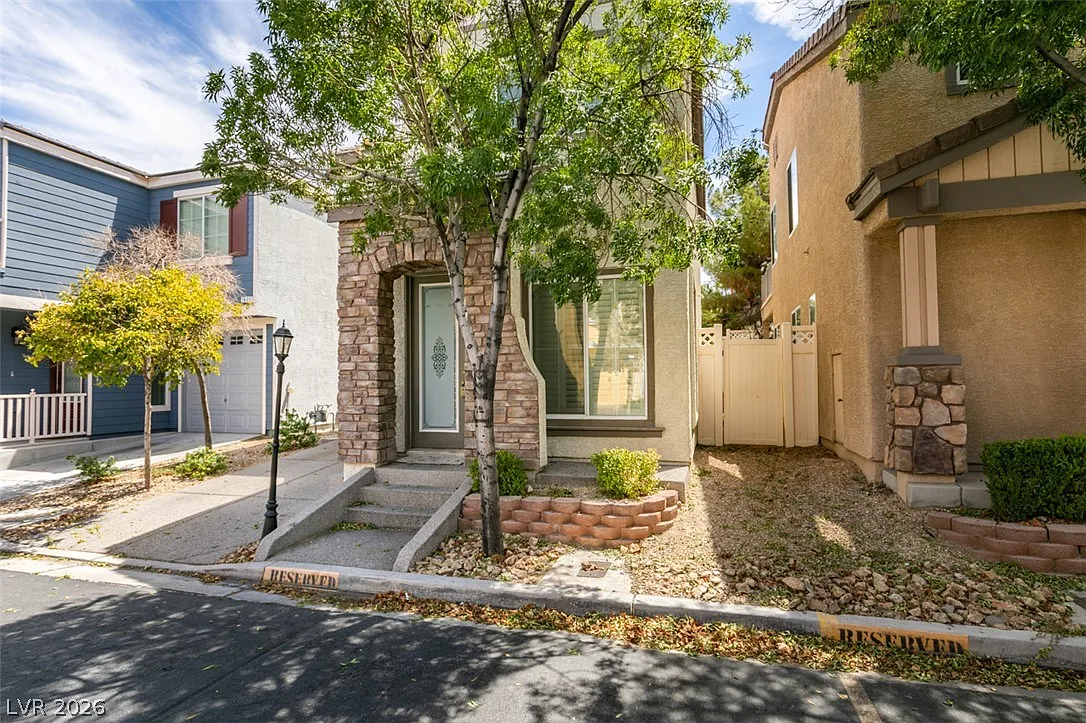 2 bed, 2.5 bath, 1269 sqft, $1,850 — Photo 2