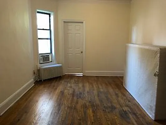 Rented by Cohen Smith Chang LLC | media 7