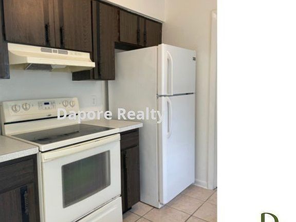 5th image of 3109 Calumet Dr