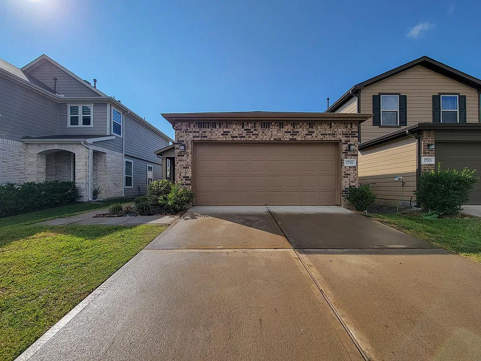 17311 Rock Willow Ln