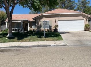 5845 Opal Ave, Palmdale, CA 93552