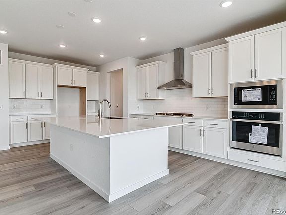 7th image of this home