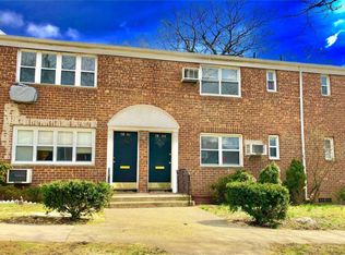 7803 Cloverdale Blvd, Bayside, NY 11364
